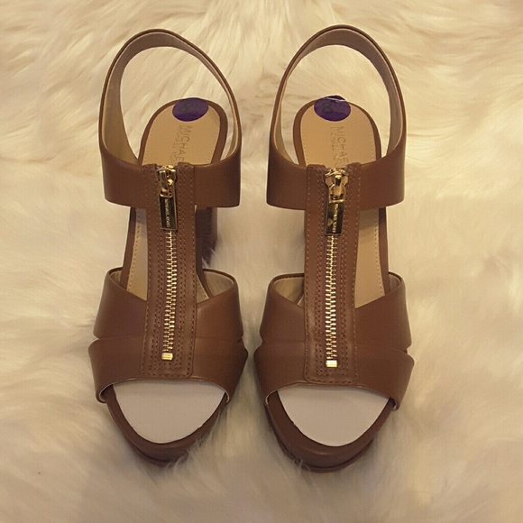 Michael kors Bishop stacked heel sandal - Picture 1 of 5